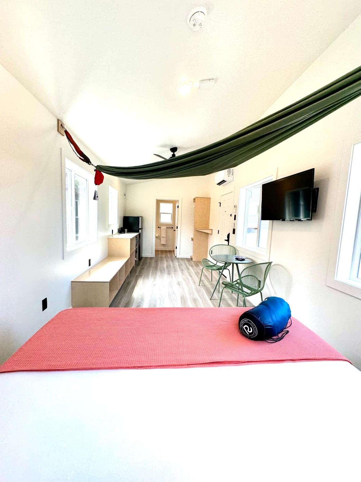 Loge Westport Villa Екстериор снимка